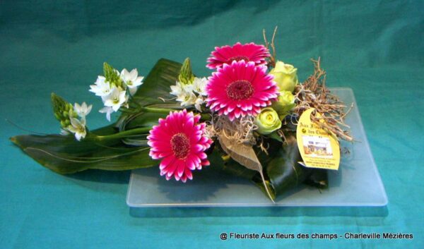 Votre fleuriste Aux Fleurs des Champs propose des bouquets et des compositions florales avec livraison sur Charleville Mézières et les Ardennes