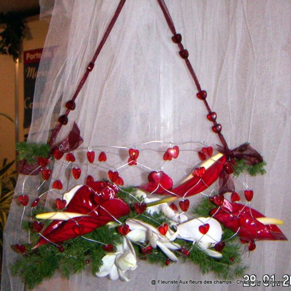 KONICA MINOLTA DIGITAL CAMERA Votre fleuriste Aux Fleurs des Champs propose des bouquets et des compositions florales avec livraison sur Charleville Mézières et les Ardennes