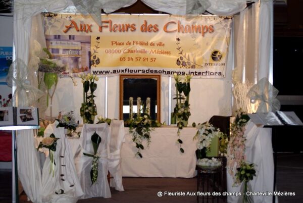 SONY DSC Votre fleuriste Aux Fleurs des Champs propose des bouquets et des compositions florales avec livraison sur Charleville Mézières et les Ardennes