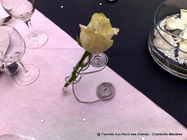 Votre fleuriste Aux Fleurs des Champs propose des bouquets et des compositions florales avec livraison sur Charleville Mézières et les Ardennes