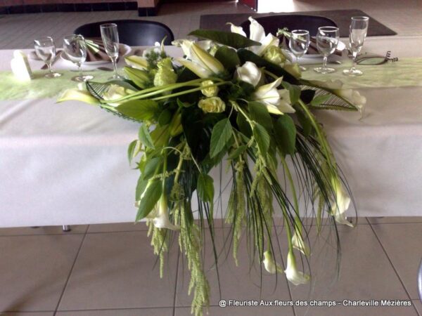 Votre fleuriste Aux Fleurs des Champs propose des bouquets et des compositions florales avec livraison sur Charleville Mézières et les Ardennes
